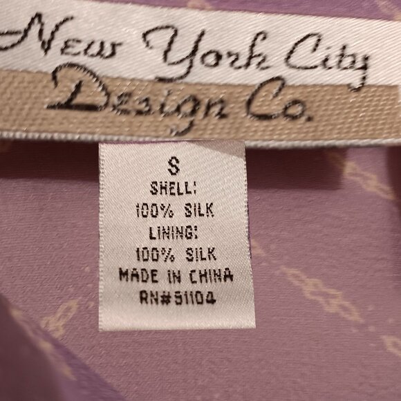 New York City Lavender Sleeveless Blouse Size Small - Picture 2 of 3